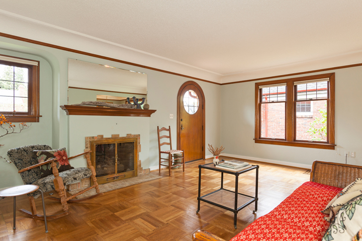 Property Photo: Living room 835 NW 57th St  WA 98107 