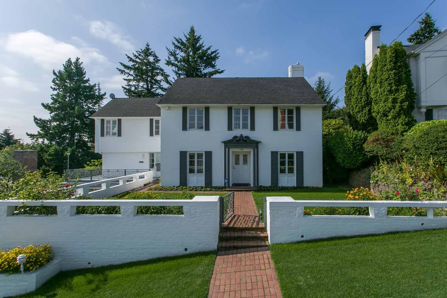 Property Photo: 1136 SW Davenport St OR 97201