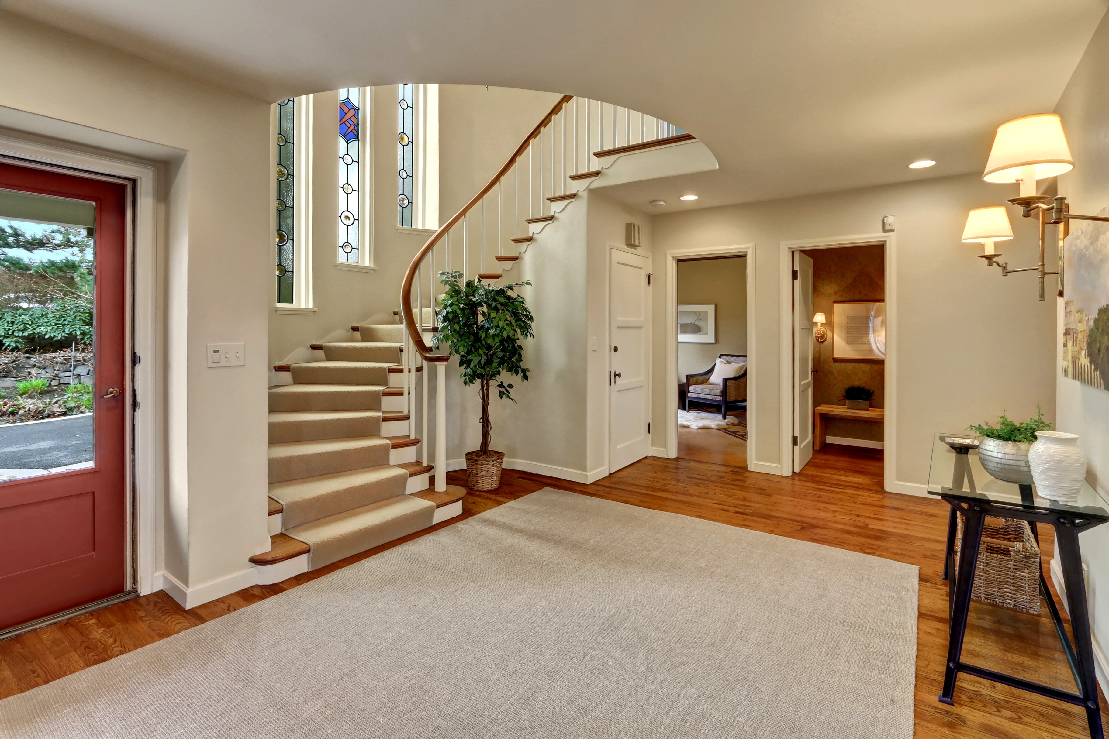 Property Photo: Foyer 6073 NE Kelden Place  WA 98105 