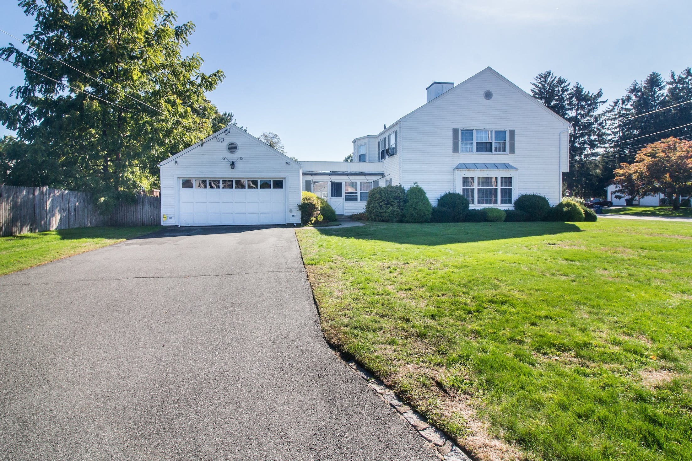 Property Photo:  90 Sweetfern Rd  RI 02888 