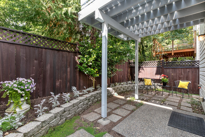 Property Photo: 8347 9th Avenue NW WA 98117
