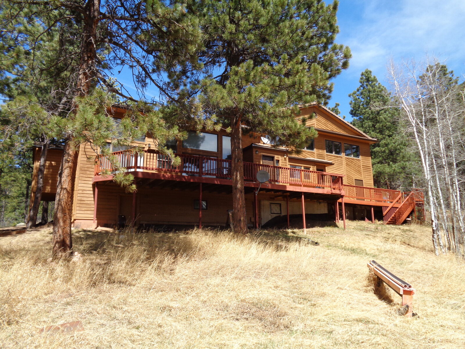 Property Photo:  1455 Kings Crown Rd  CO 80863 