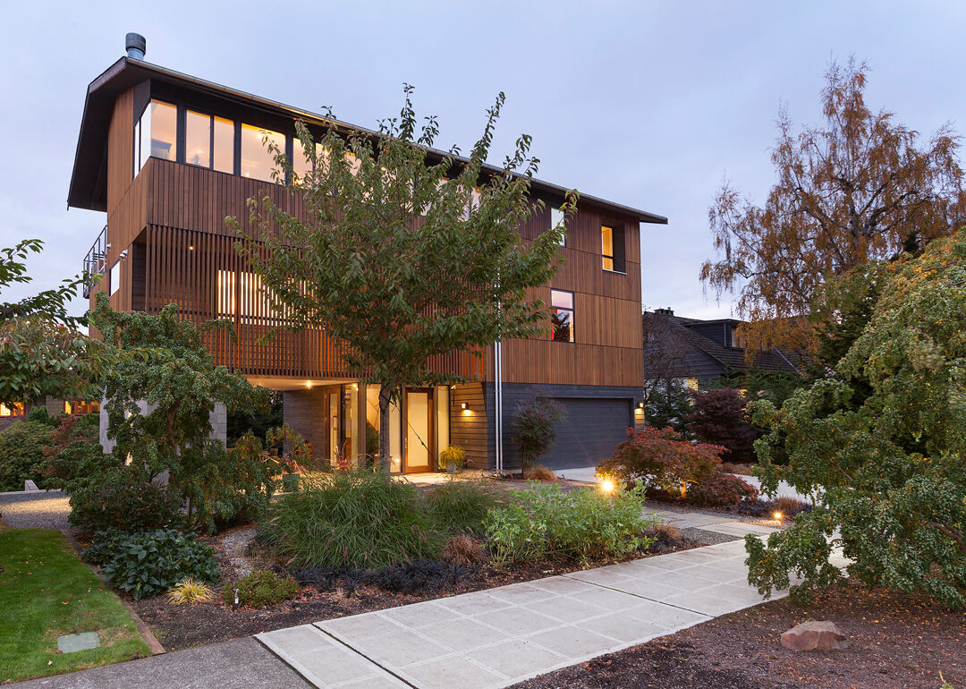 Property Photo:  3047 43rd Ave W  WA 98199 