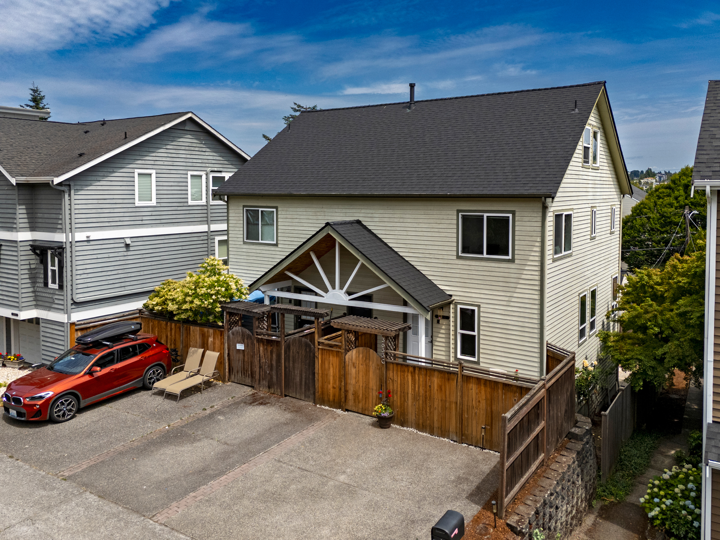 3633  22nd Avenue W C  Seattle WA 98199 photo