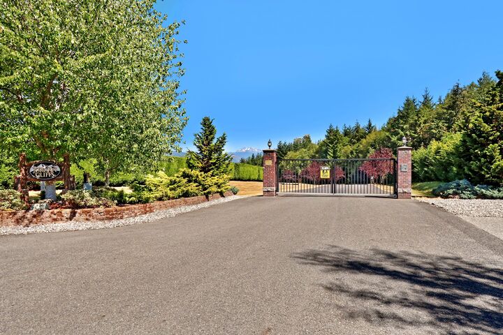 Property Photo:  11505 128th Dr NE  WA 98258 