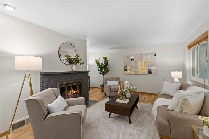 Property Photo:  19120  3rd Avenue NE  WA 98155 