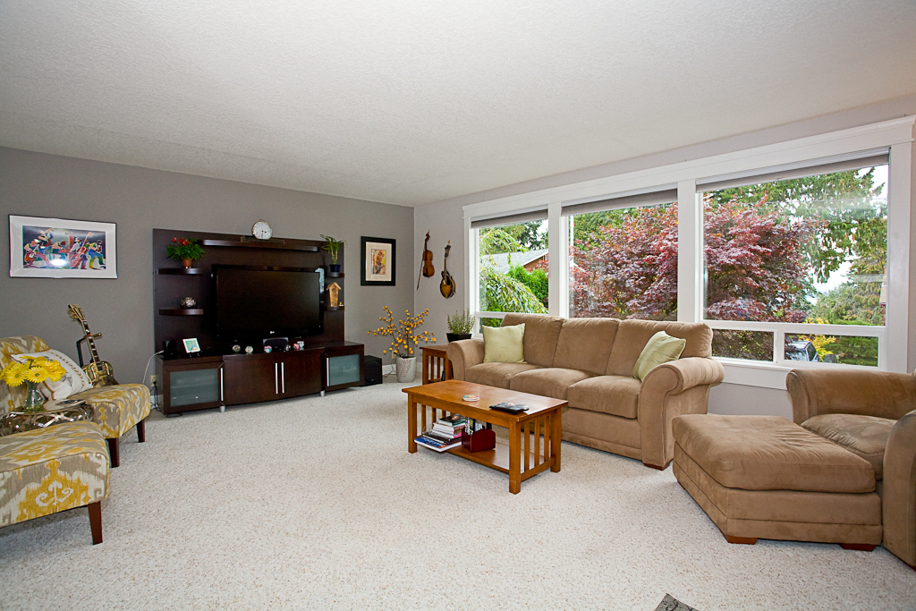 Property Photo: Home interior 711 10th Place S  WA 98020 