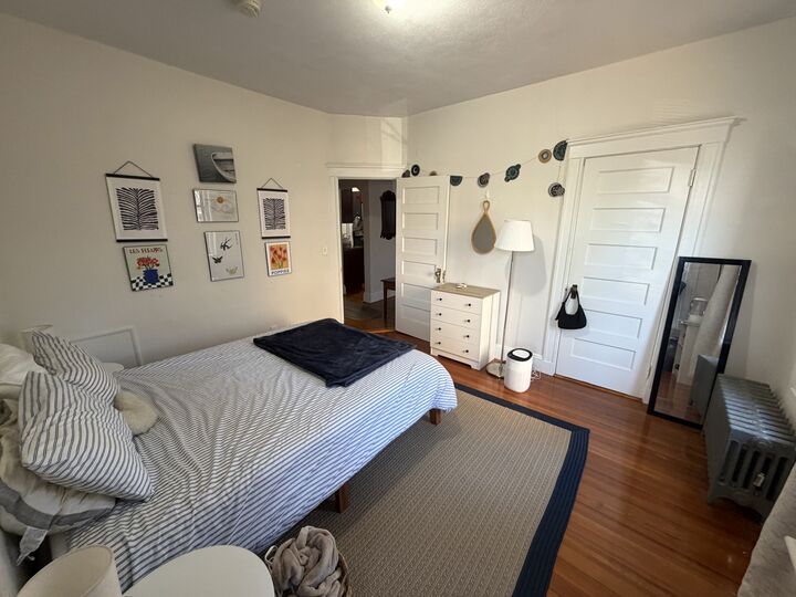 Property Photo:  122 Park St 2B MA 02446 