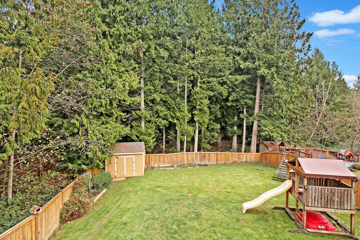 Property Photo: 2707 105th Ave SE WA 98258