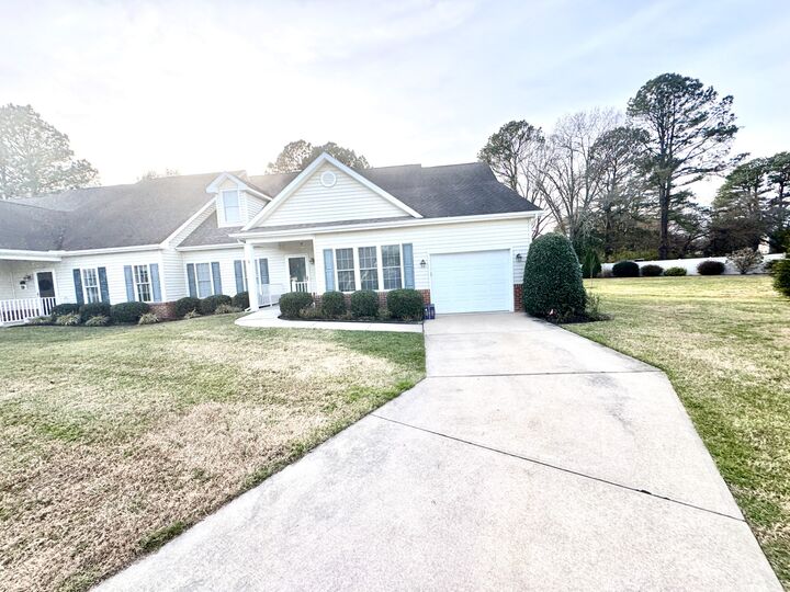 Property Photo: 925 Winding Way MD 21804