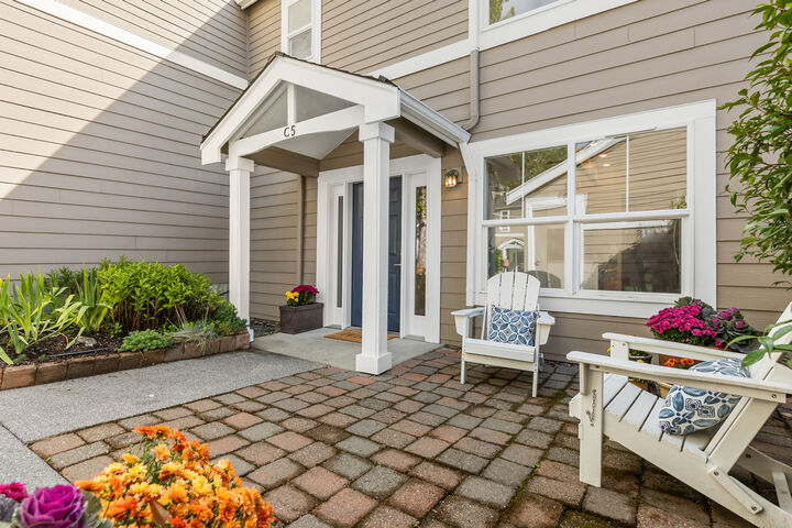 Property Photo: 1230 Weaver Rd NW #C-5 1230  Weaver Road NW C-5  WA 98110 