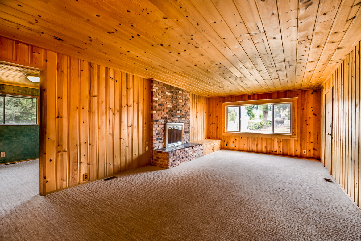 Property Photo: Living room 402 Cascade Ave  WA 98252 