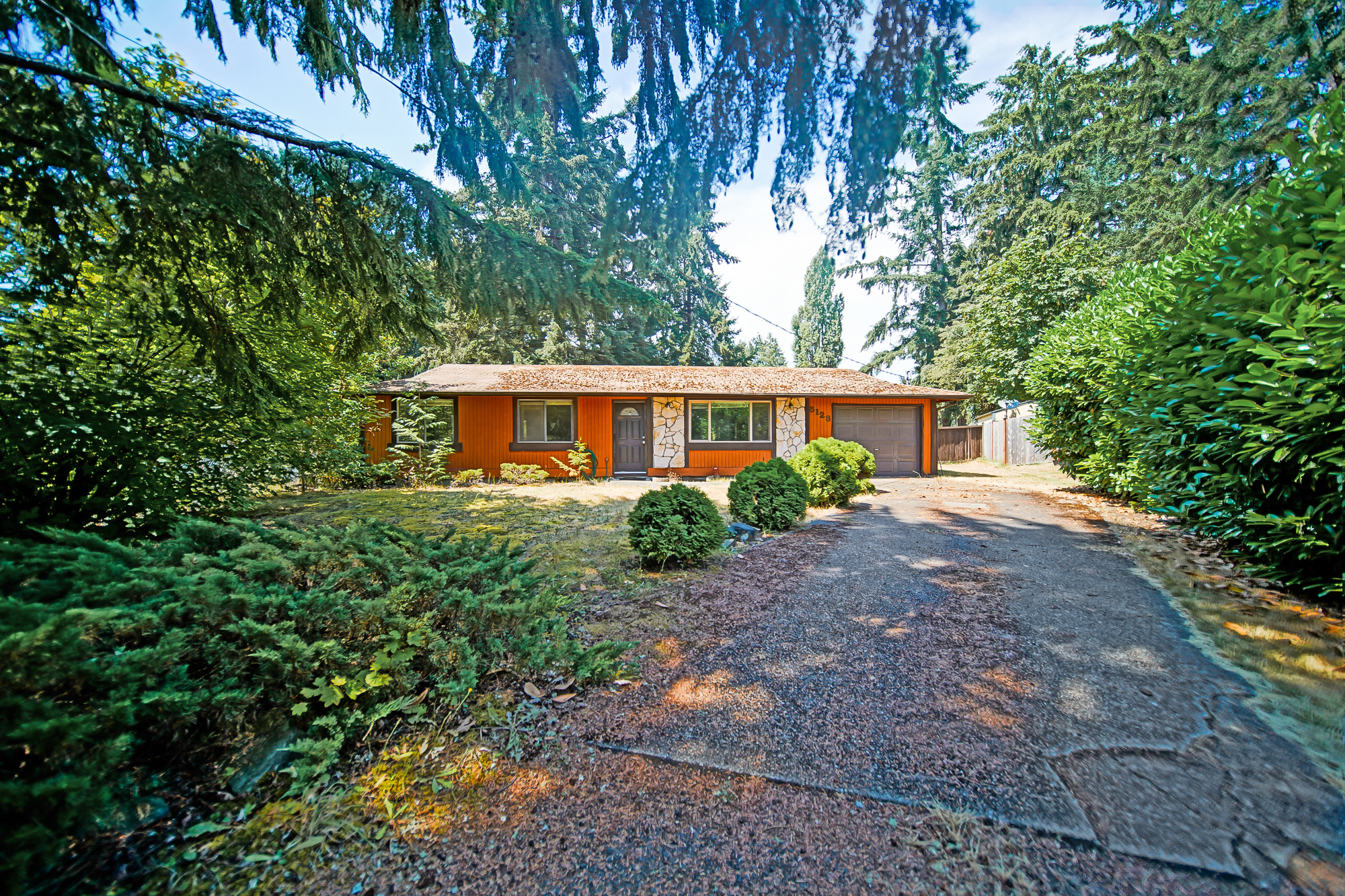 Property Photo:  5123 Vale Court SE  WA 98513 