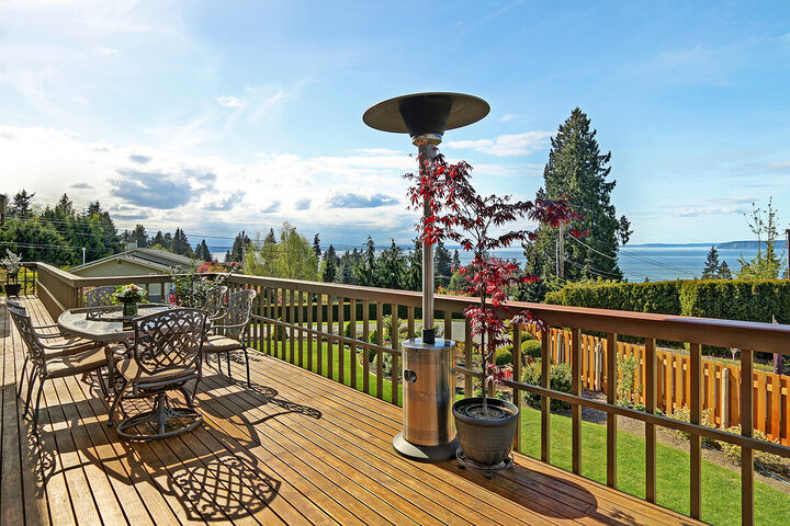 Property Photo: 8710 Olympic View Dr WA 98026