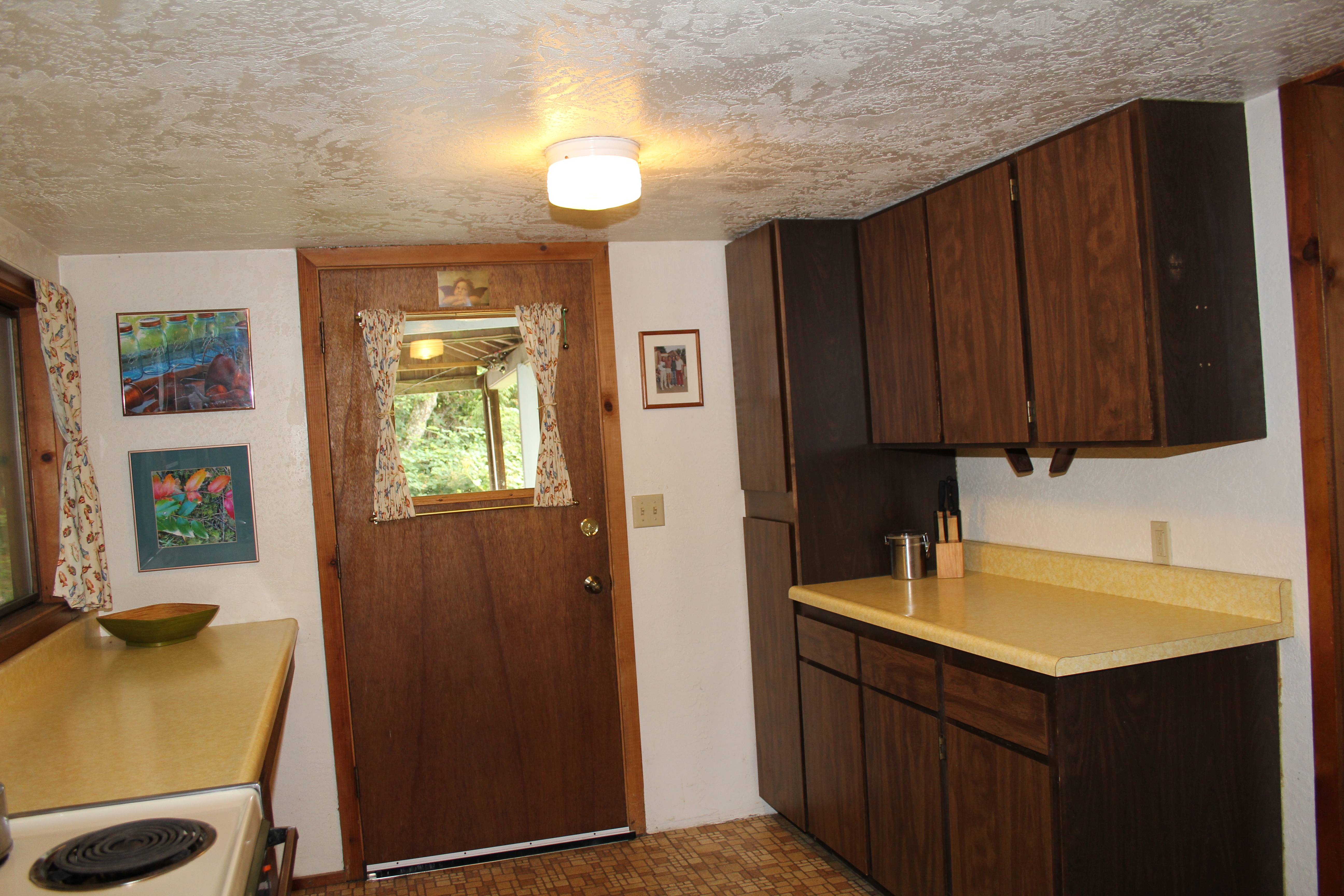 Property Photo: Kitchen 301 Old Oak Bay Rd  WA 98339 