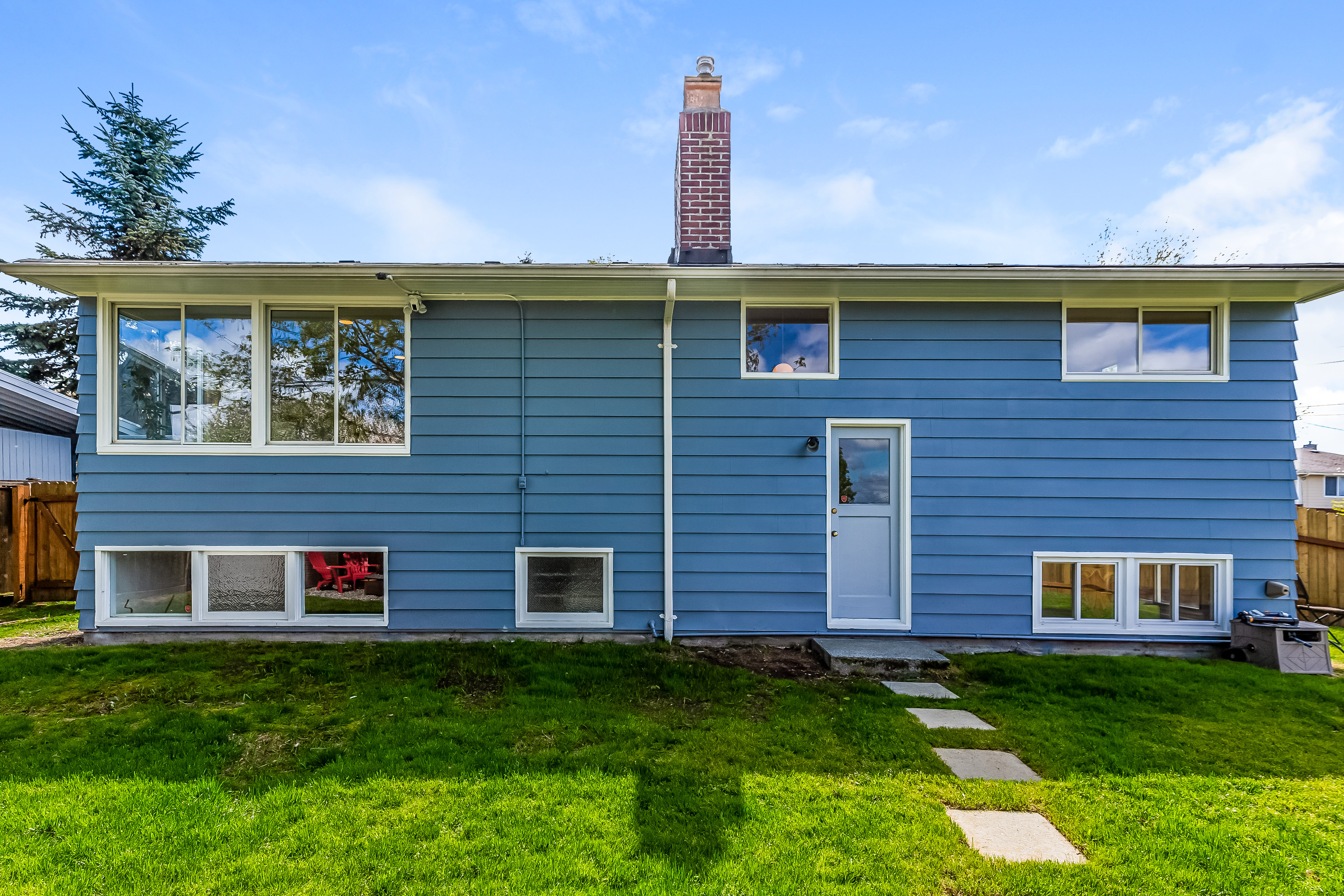 Property Photo: 5102 S Raymond St 5102 S Raymond Street  WA 98118 