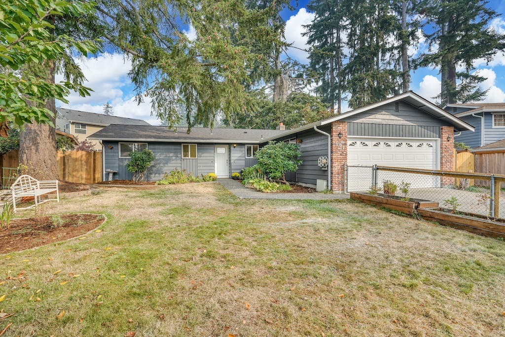 Property Photo:  107 183rd Street SW  WA 98012 