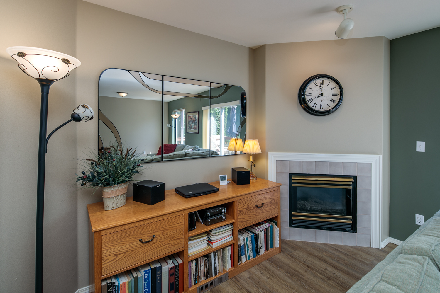 Property Photo: 1329 Whatcom St WA 98229