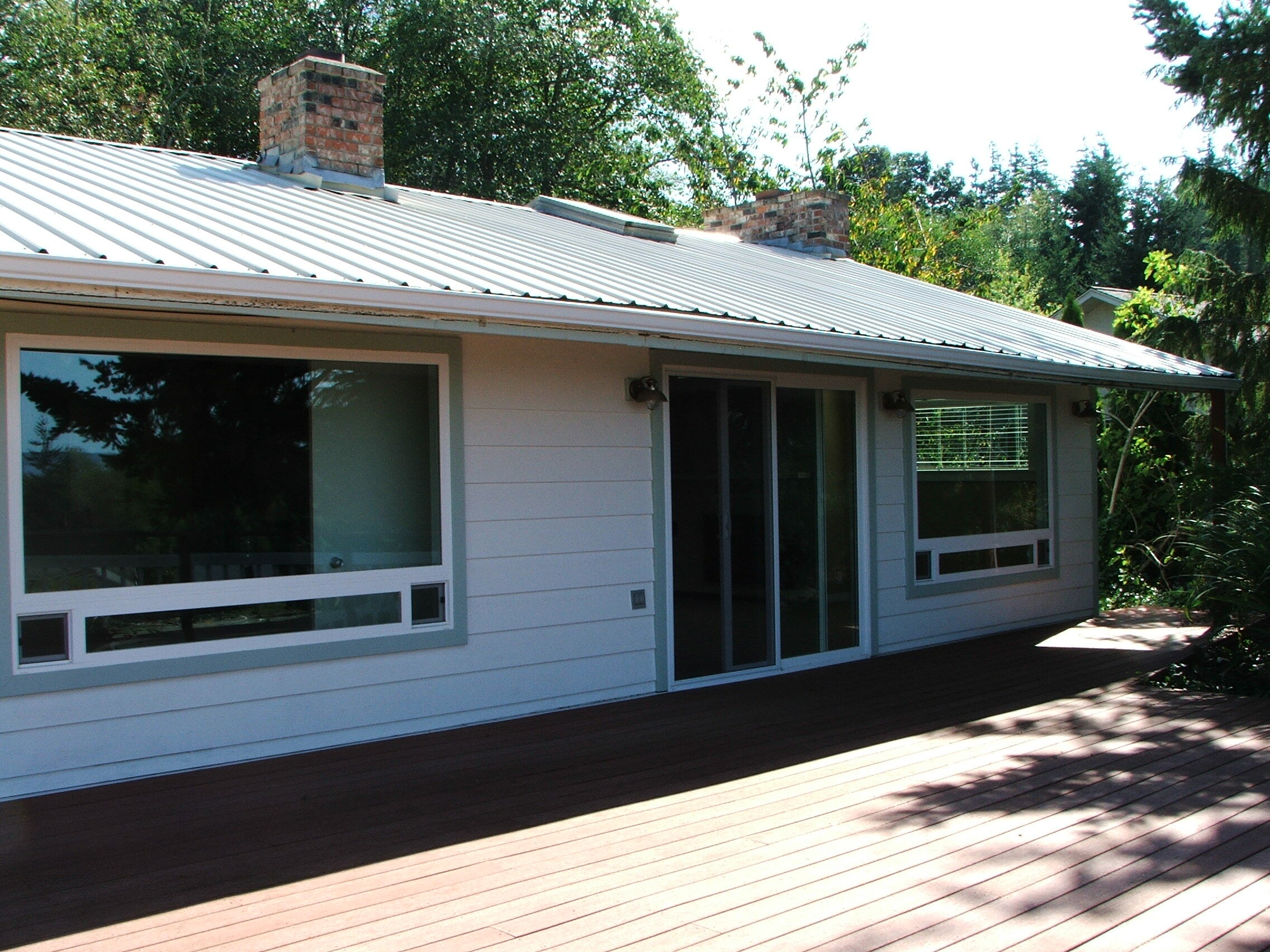 Property Photo:  675 Island View Dr  WA 98282 