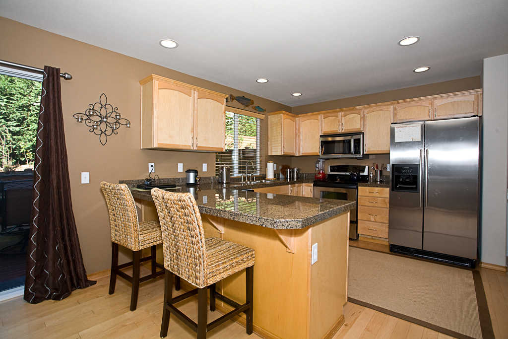 Property Photo: Kitchen 10116 28th Dr SE  WA 98208 