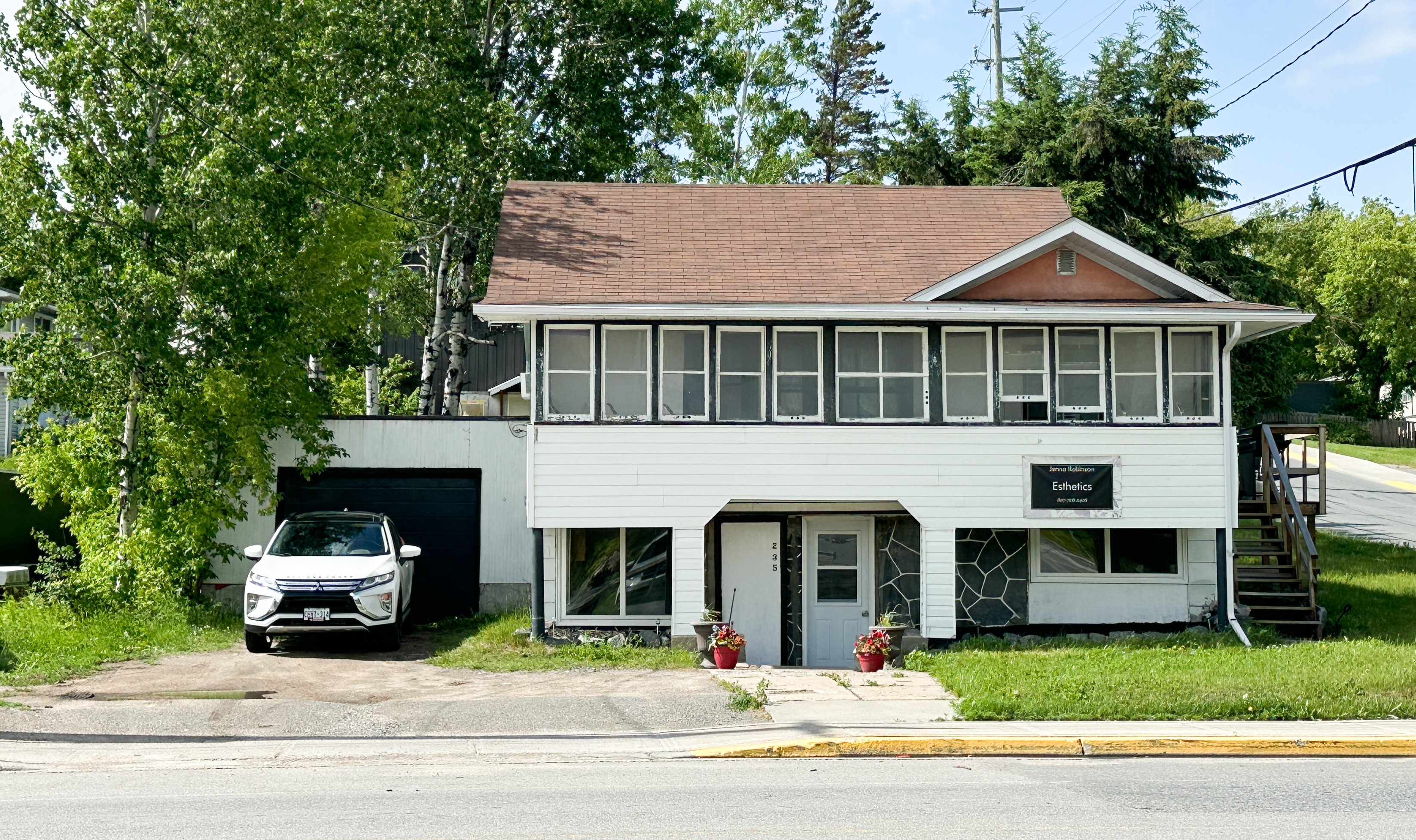 Property Photo:  235 Howey Street  ON P0V 2M0 