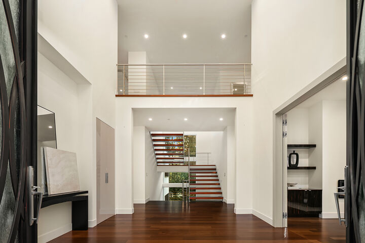 Property Photo:  2847  134th Avenue NE  WA 98005 