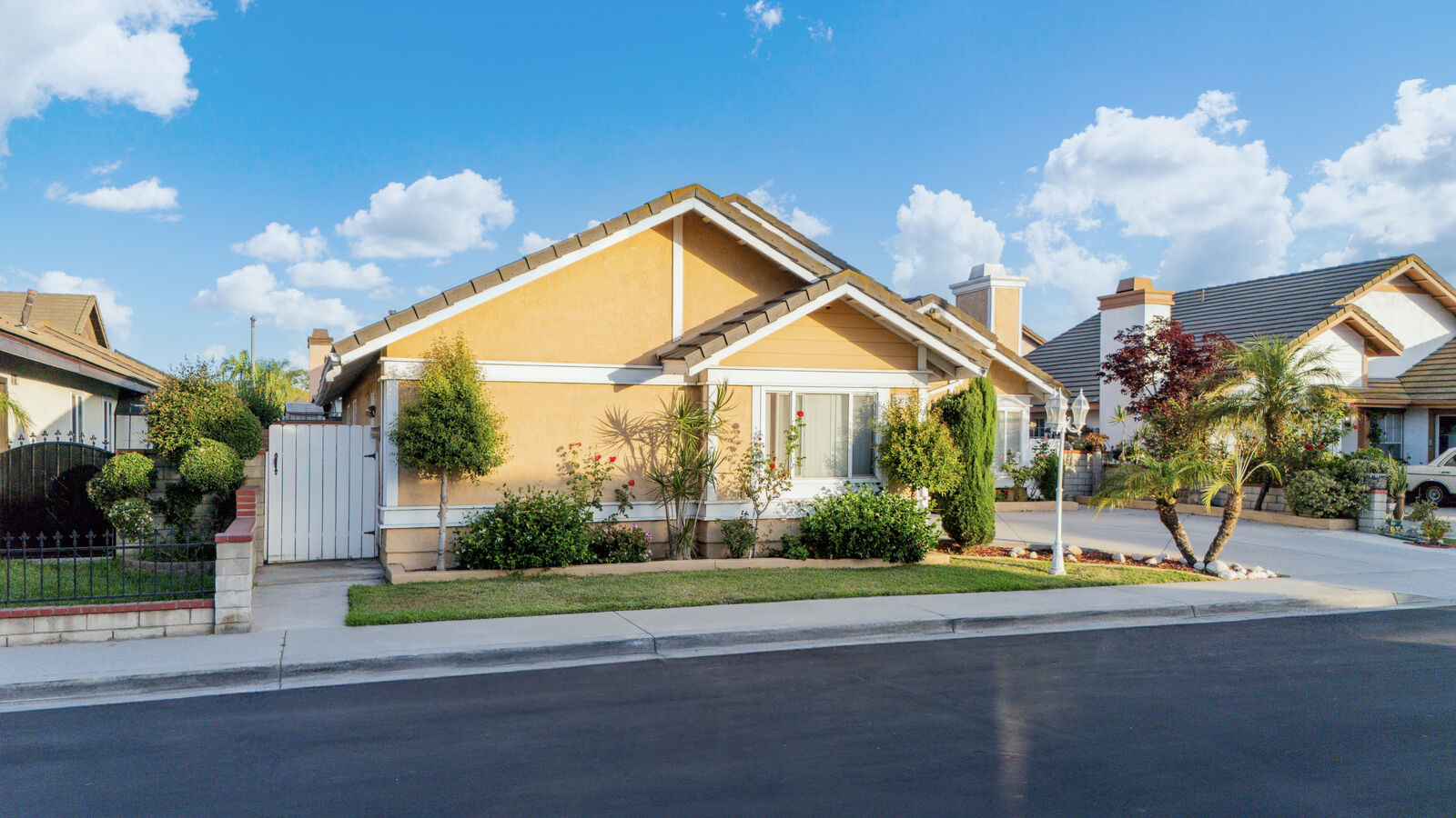 Property Photo:  3718 Berkshire Road  CA 90660 