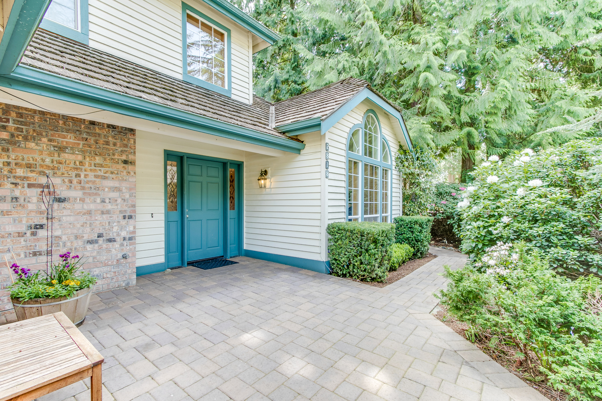Property Photo:  2818 220th Place NE  WA 98074 