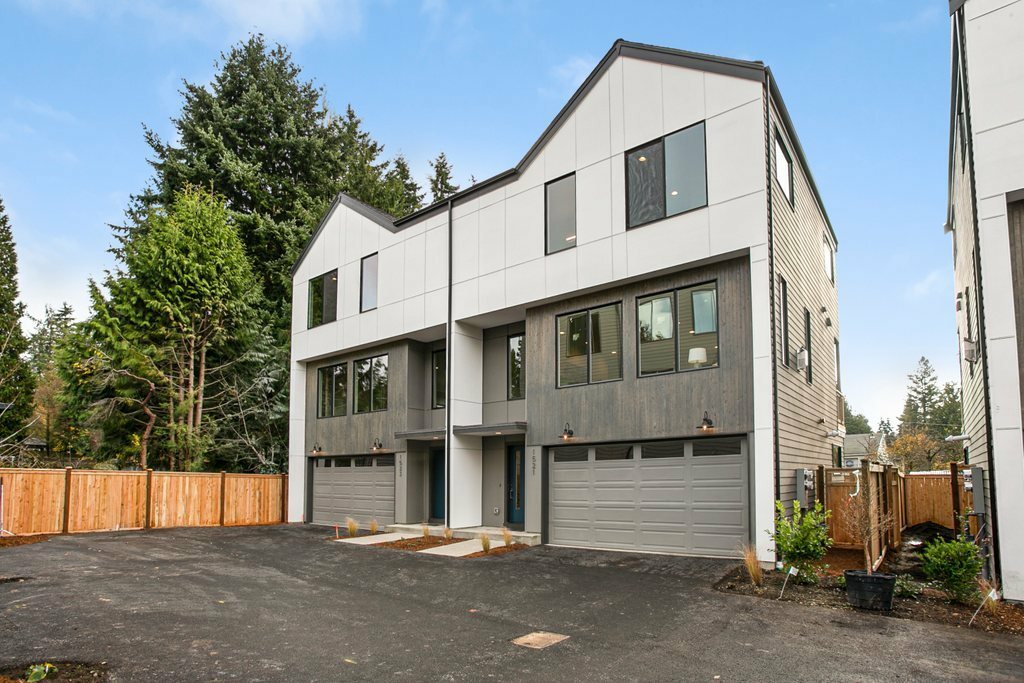 Property Photo: 1513 NE 172nd St WA 98155
