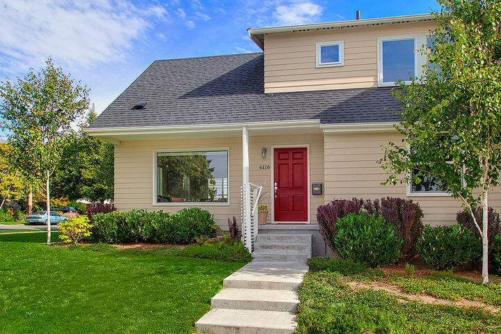 6116 26th Ave NW  Seattle WA 98107 photo