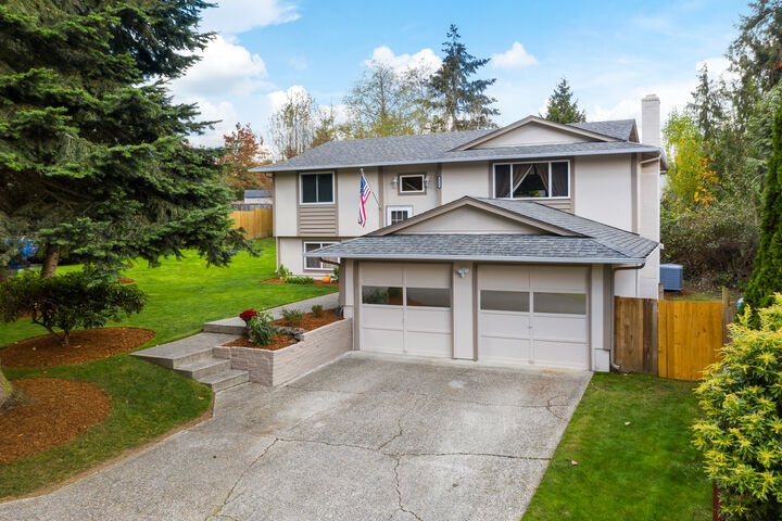 Property Photo:  2111 26th Ave SE  WA 98374 