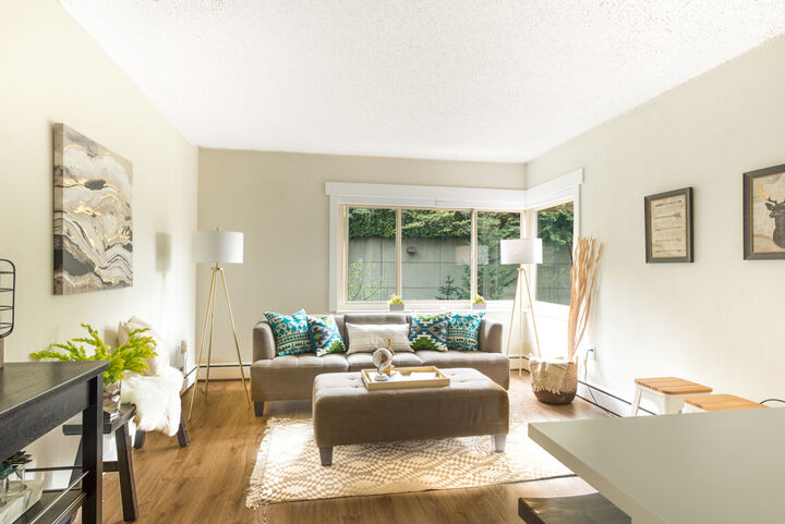 Property Photo: 1400 Hubbell Place 504 WA 98101