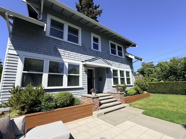 Property Photo: 170 Lynn Street WA 98109