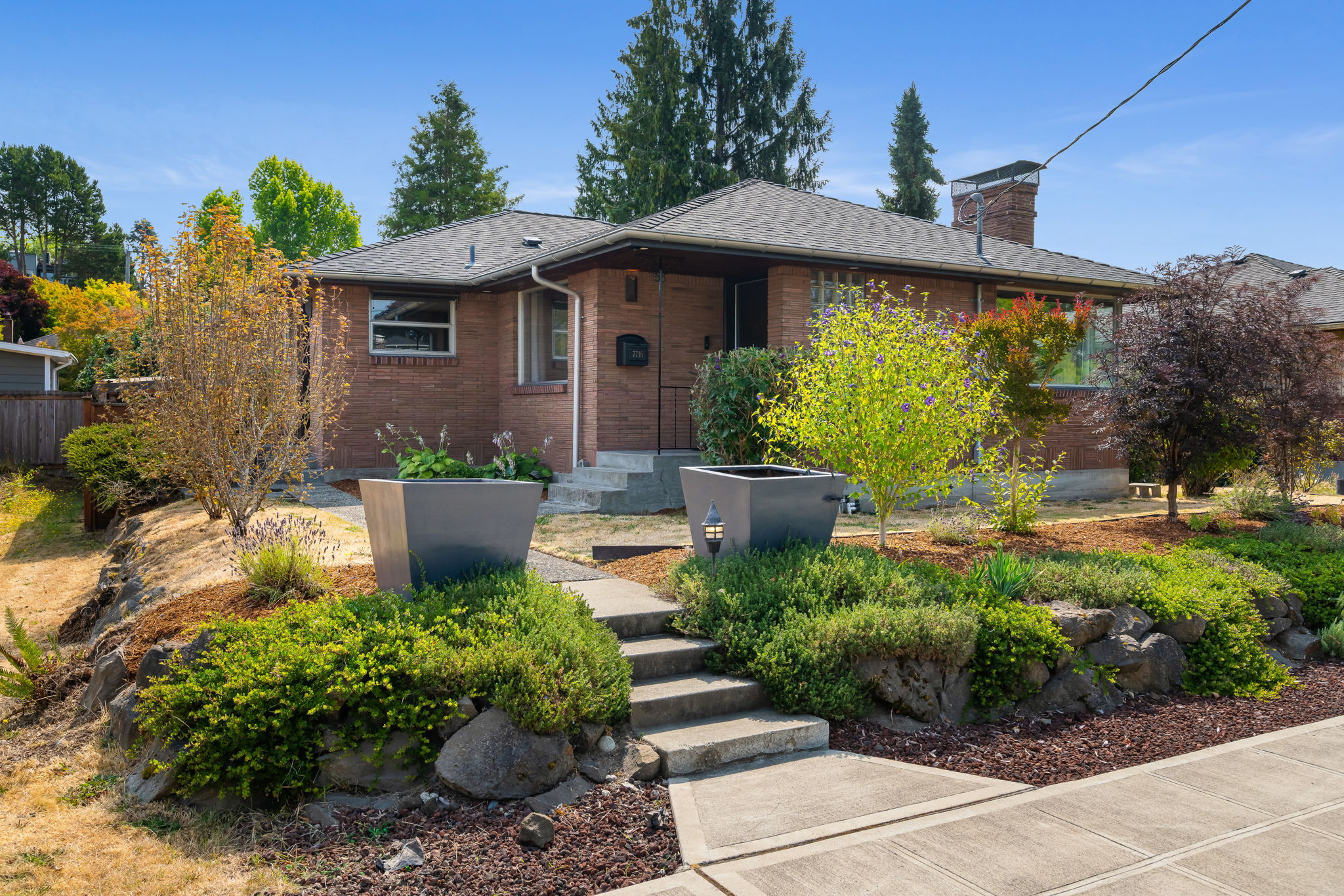 7716  38th Avenue SW  Seattle WA 98126 photo