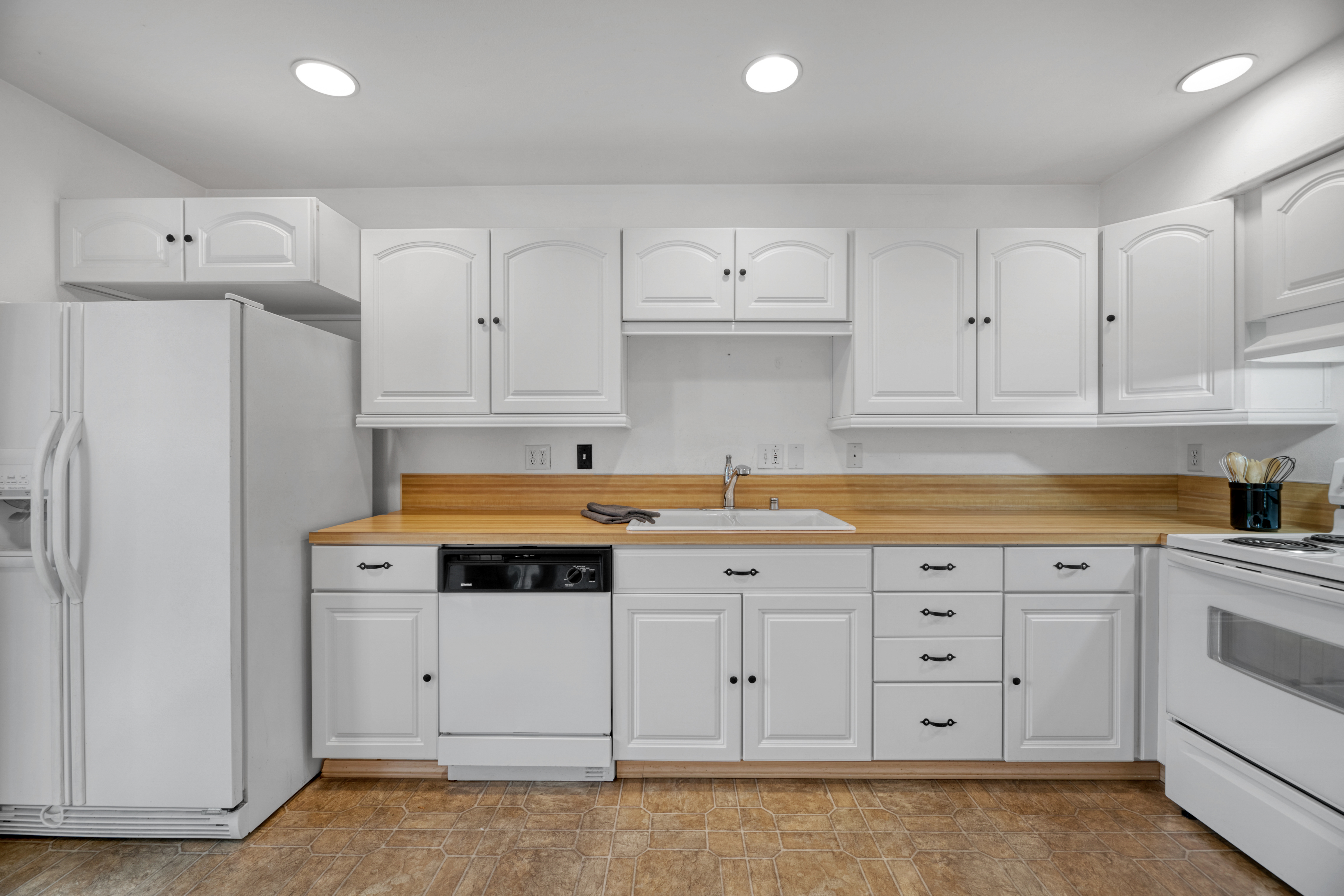 Property Photo: 870 Wesley Street 104 WA 98223