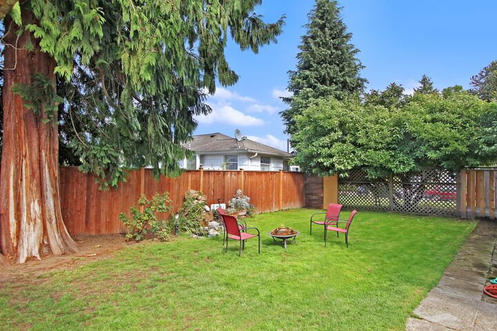 Property Photo:  3718  Hoyt Avenue  WA 98201 