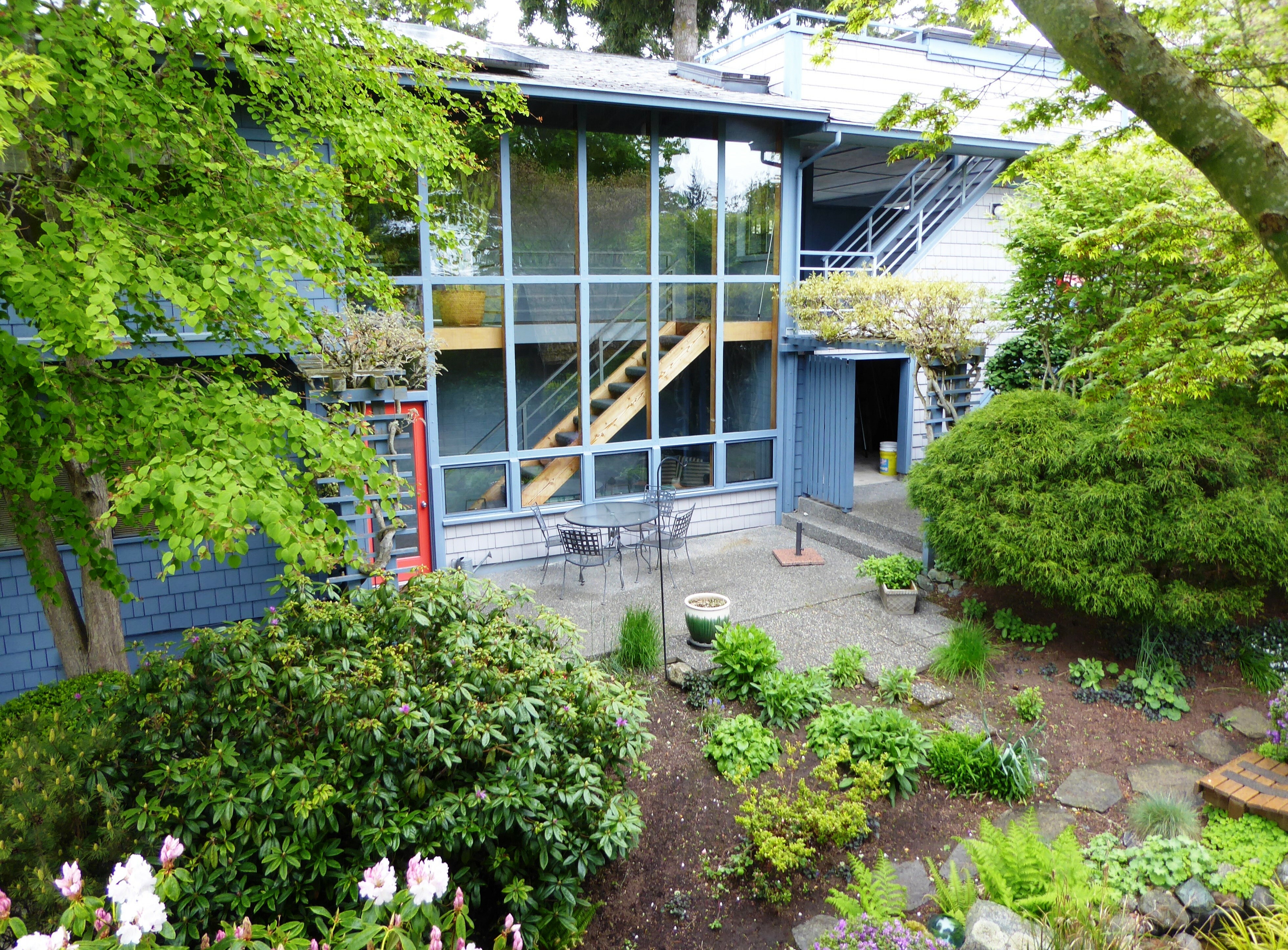 Property Photo: 518 S 4th St WA 98257