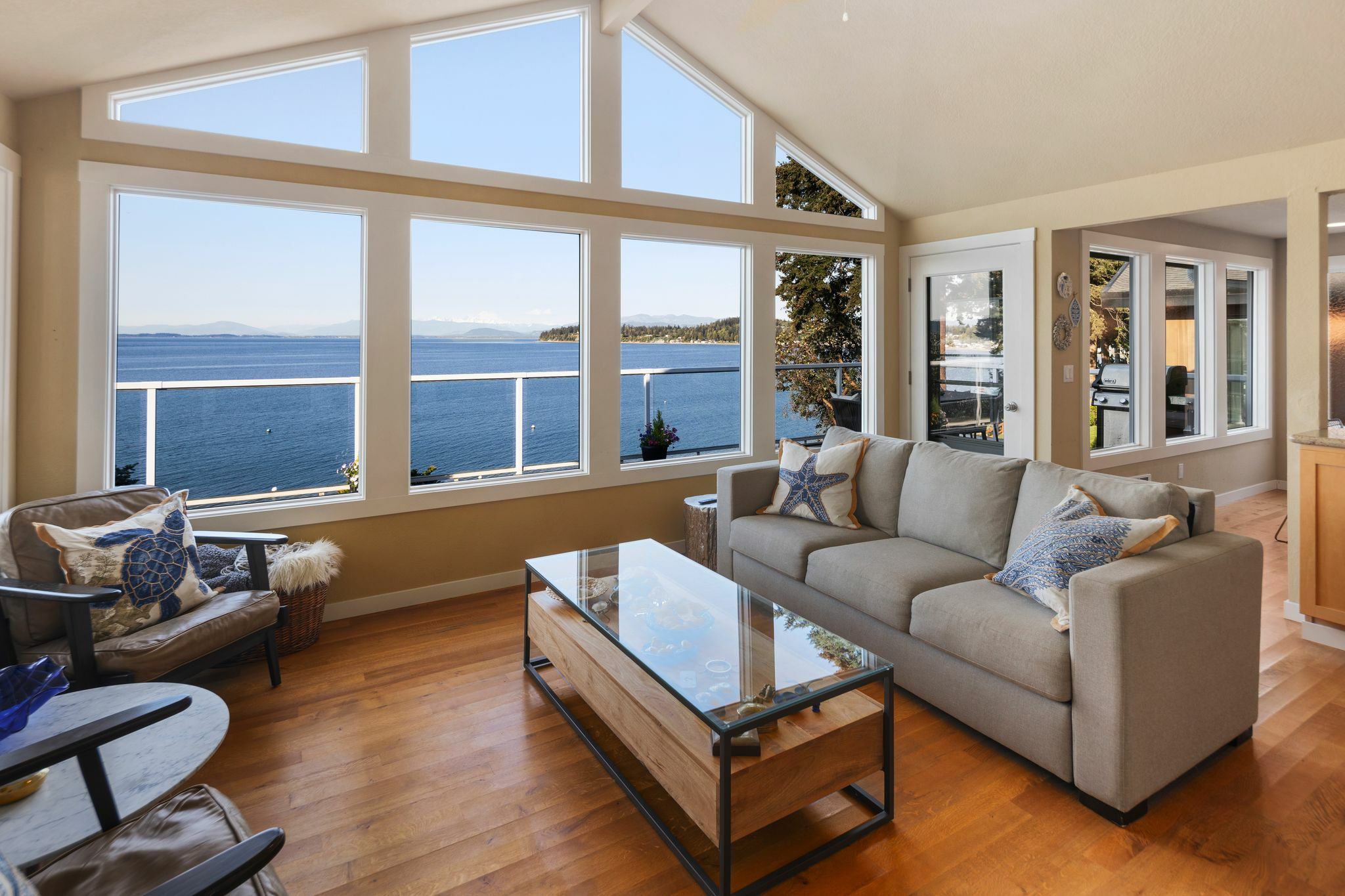Property Photo: 192 Fay Lane WA 98282