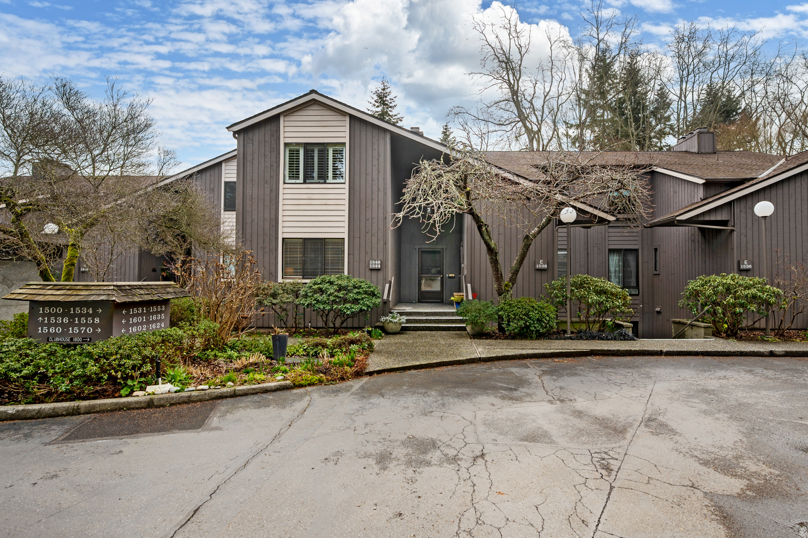 Property Photo: Exterior 1544 NE 140th Street E3  WA 98125 