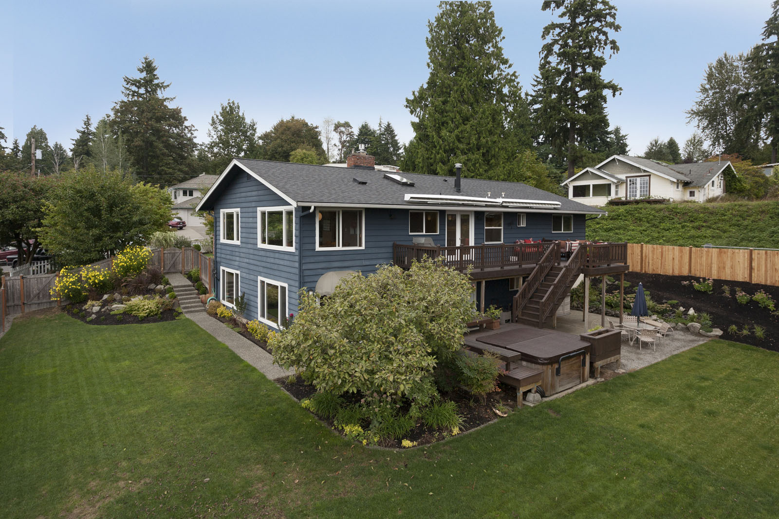 Property Photo:  11225 NE 92nd St  WA 98033 