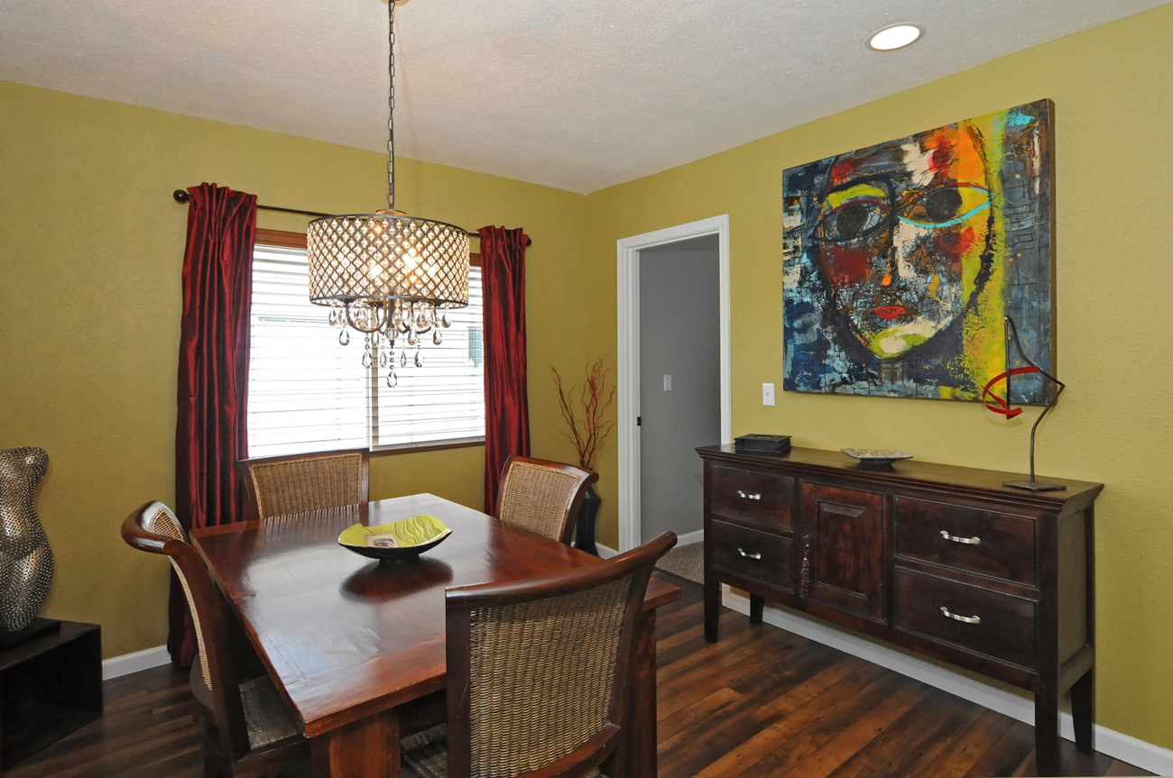 Property Photo: Dining room 4040 32nd Ave SW  WA 98126 