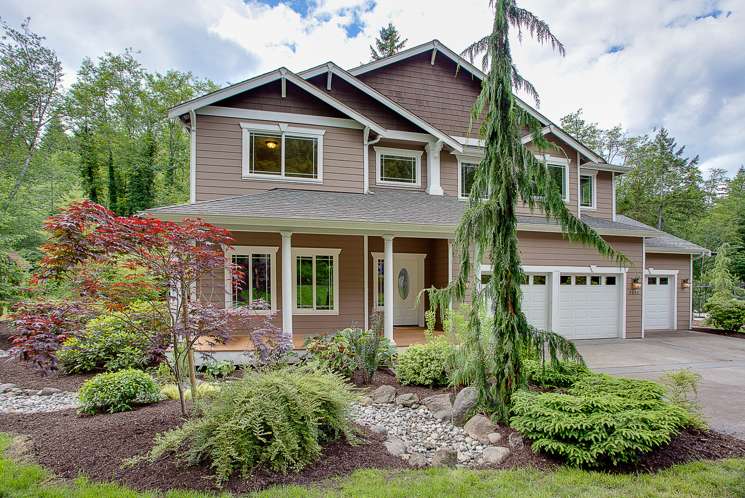 Property Photo:  5685 NE Wild Cherry Lane  WA 98110 