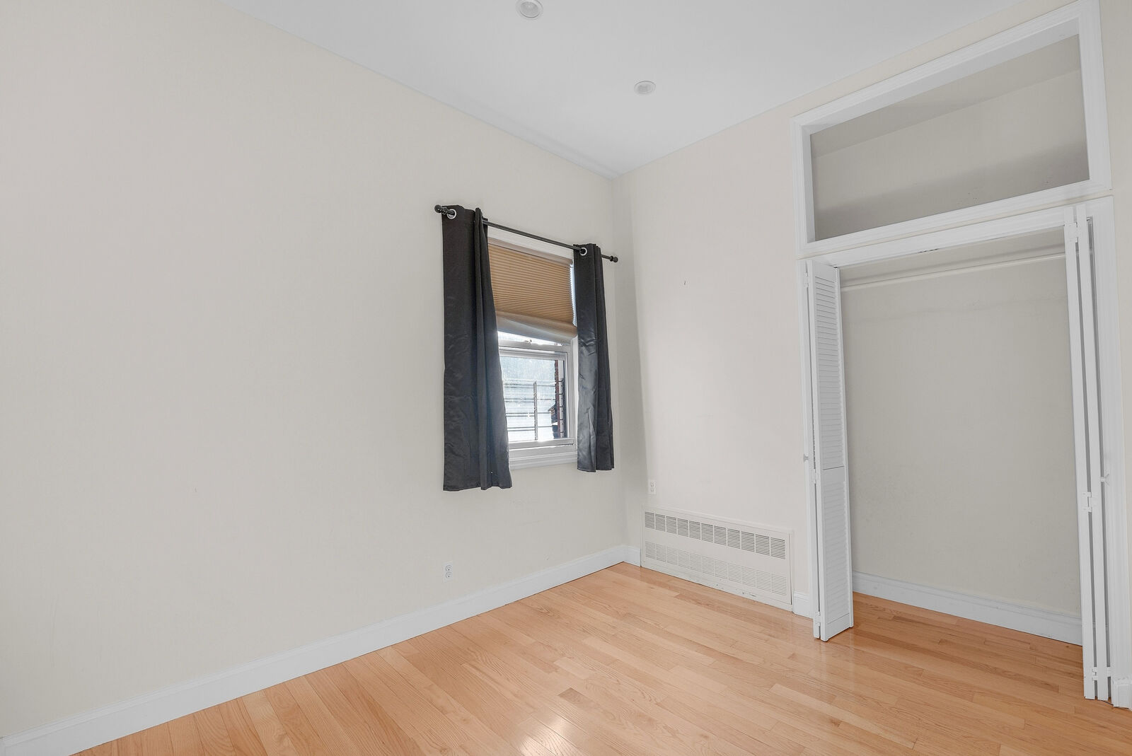 Property Photo:  573 Hicks Street 1 NY  11231 