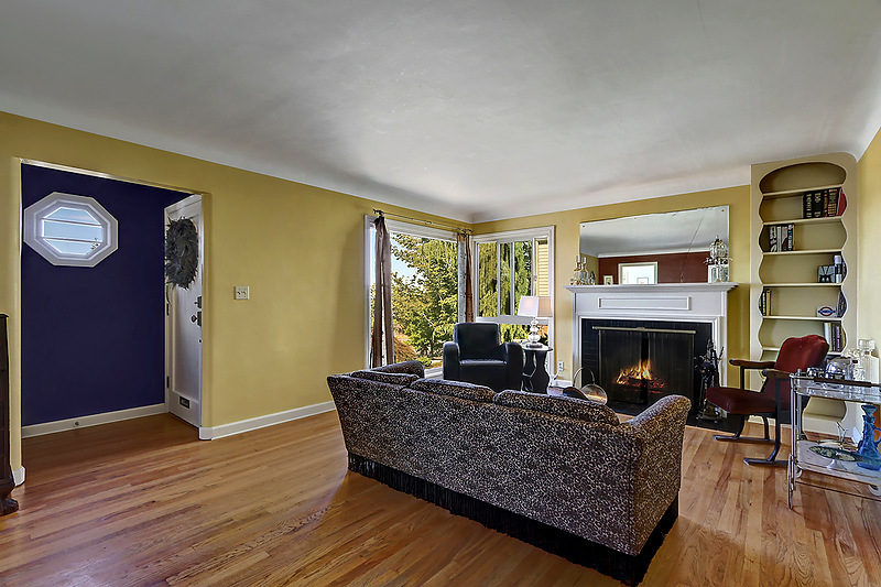 Property Photo: Interior 6026 36th Ave SW  WA 98126 