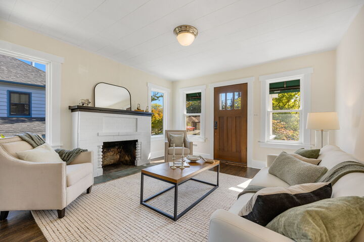 Property Photo: 912 N 67th Street WA 98103