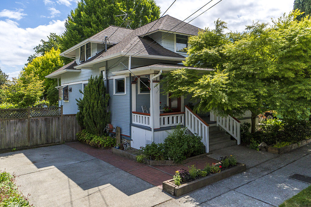 Property Photo:  3035 NW 59th Street  WA 98107 