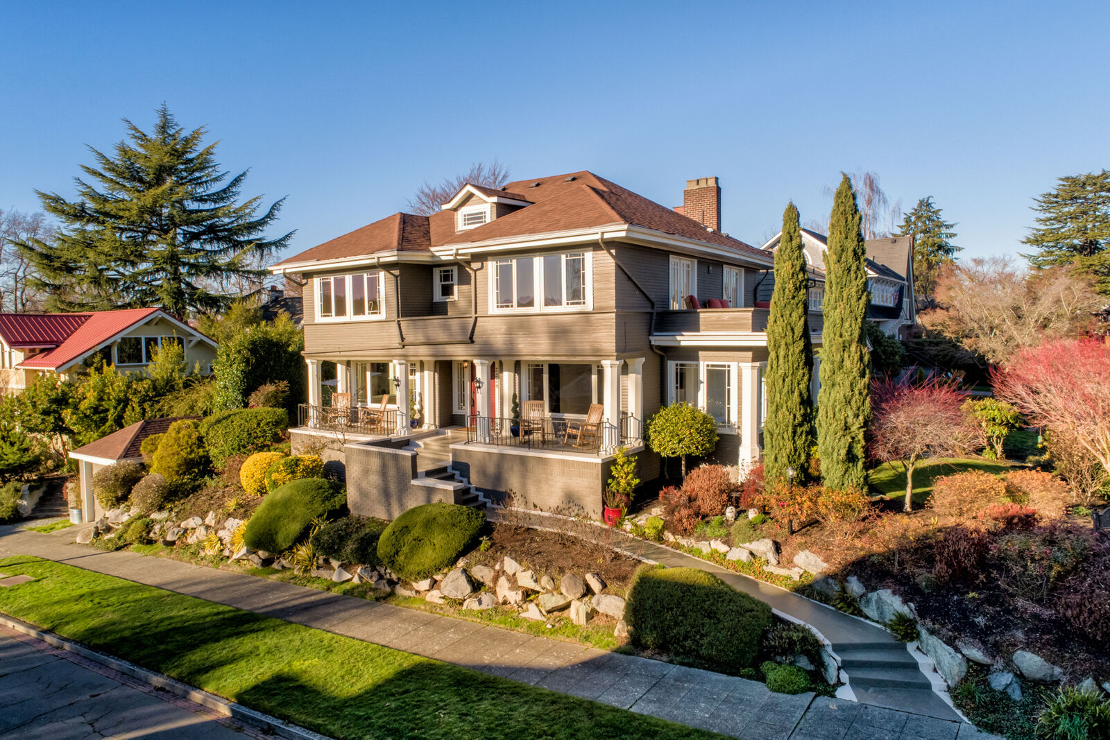 Property Photo: 3339 Bella Vista Avenue S WA 98144
