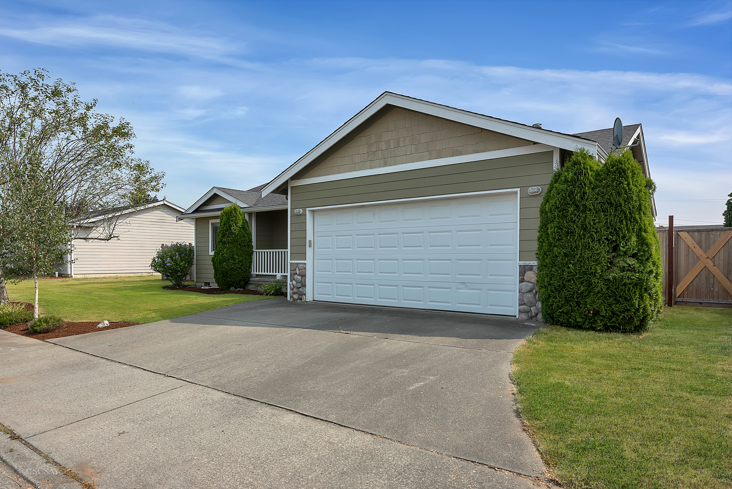 Property Photo: 1902 Buttercup Dr WA 98264