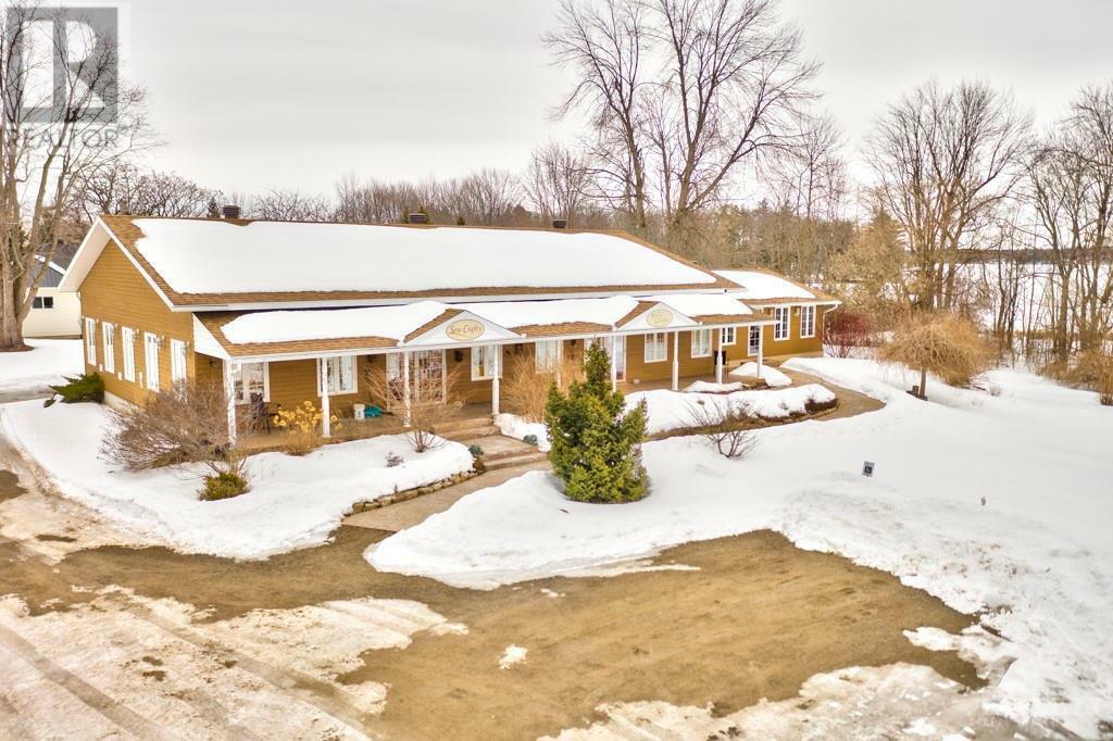 Property Photo:  1068 Rideau Ferry Road  ON K0G 1W0 
