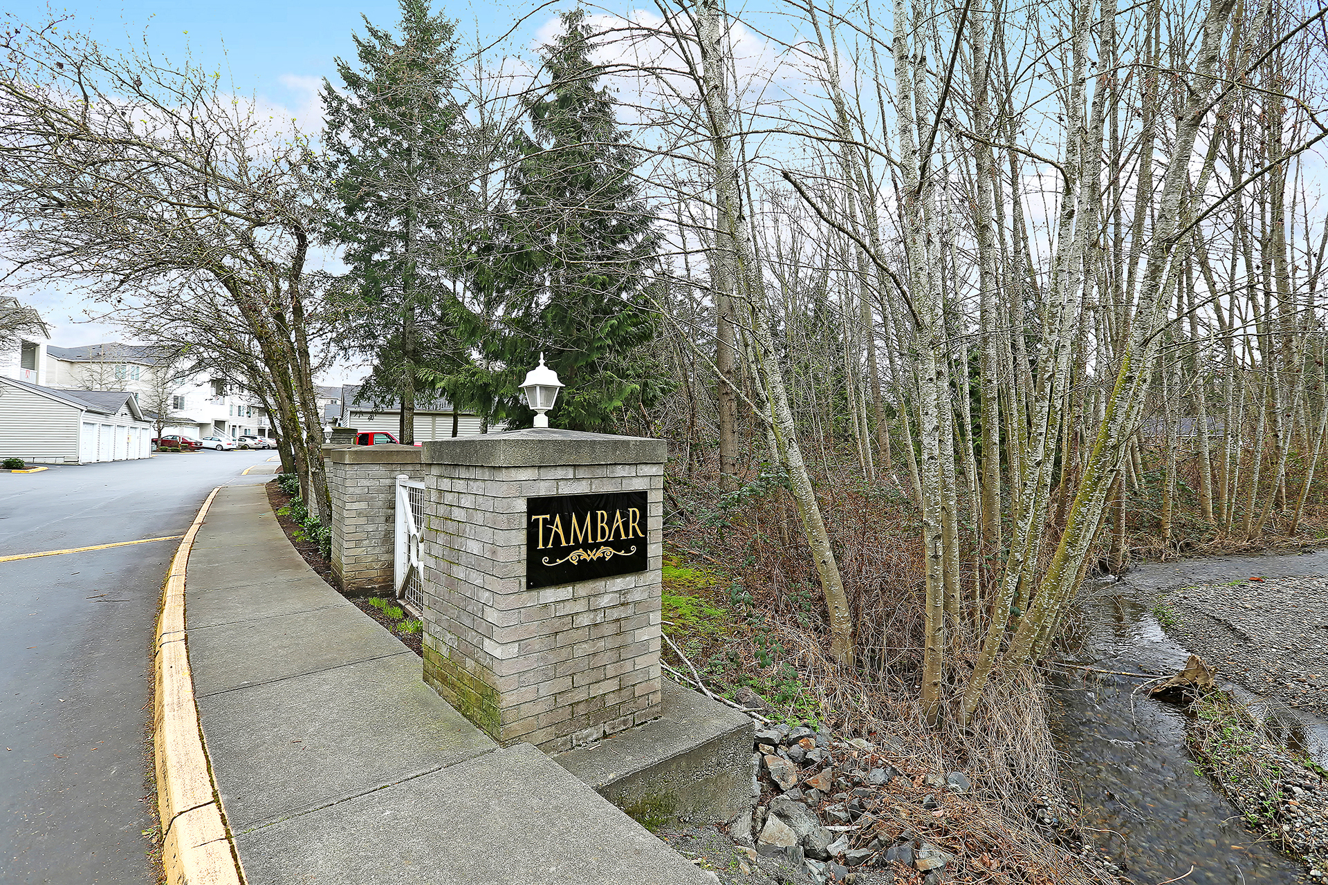 Property Photo:  2009 196th St SE E-302  WA 98012 